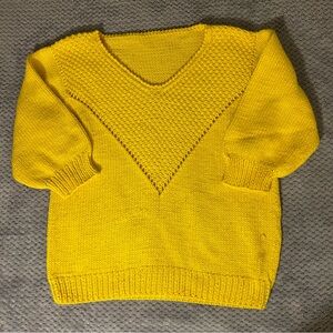 Sunshine yellow knit sweater 💛